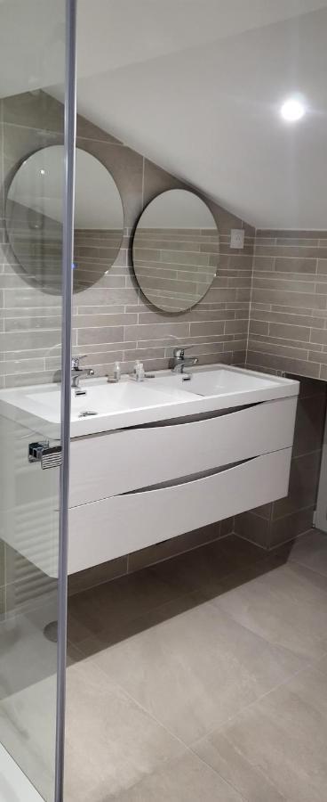 Le Beluga Spa Nantes Bouguenais Aeroport ภายนอก รูปภาพ